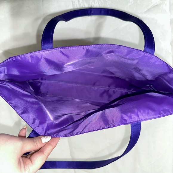Clinique purple tote bag cosmetic makeup pouch with samples set - Picture 6 of 7
